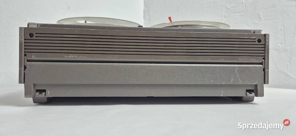 Kultowy magnetofon szpulowy SABA TG 454