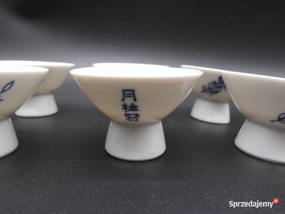 Japońskie porcelanowe czarki do sake 6 Raszków sprzedam