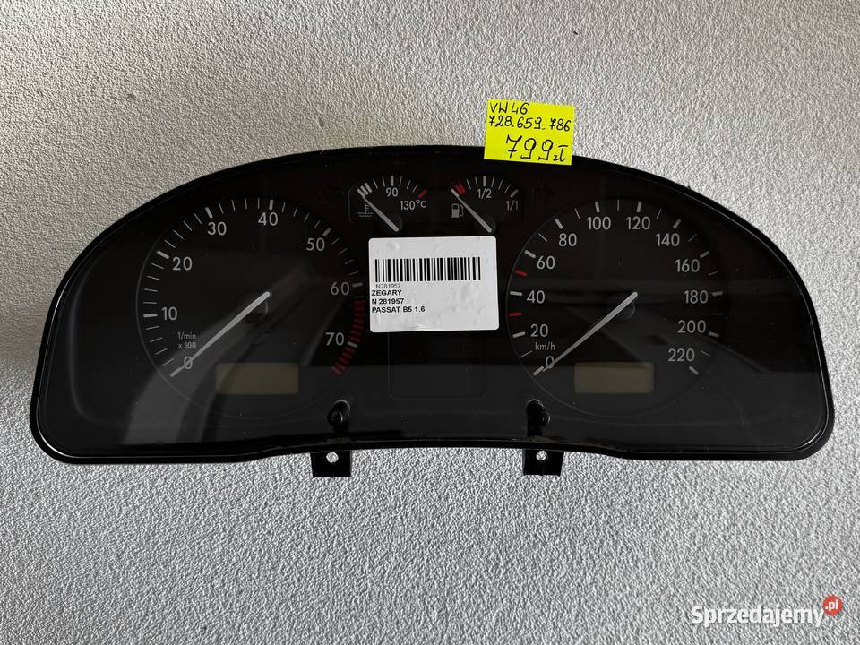 LICZNIK ZEGAR VW PASSAT B5 16 3B0919860D ZIELONE Liczniki i zegary Liczniki i zegary Warszawa