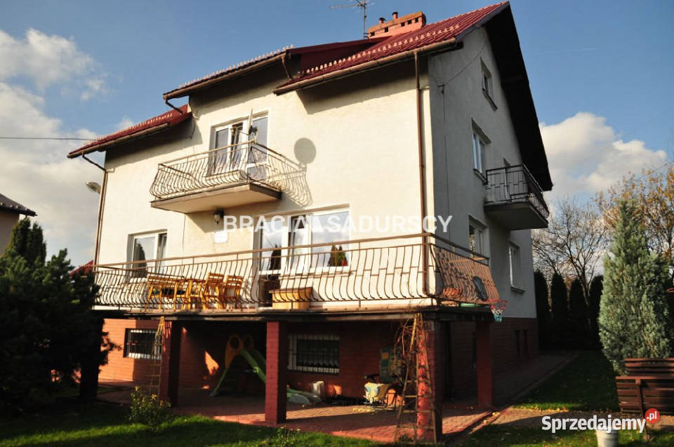 sprzedaży lokalu Zielonki od ulicy