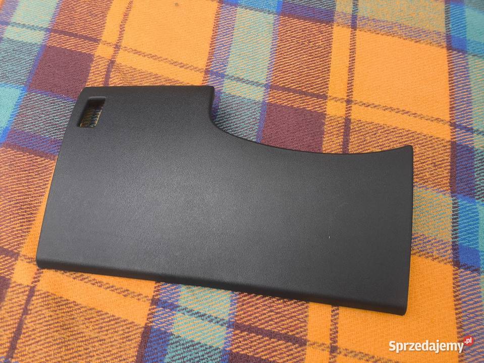 Osłona konsoli pod kierownice Peugeot 208 I Lift Chełmiec sprzedam