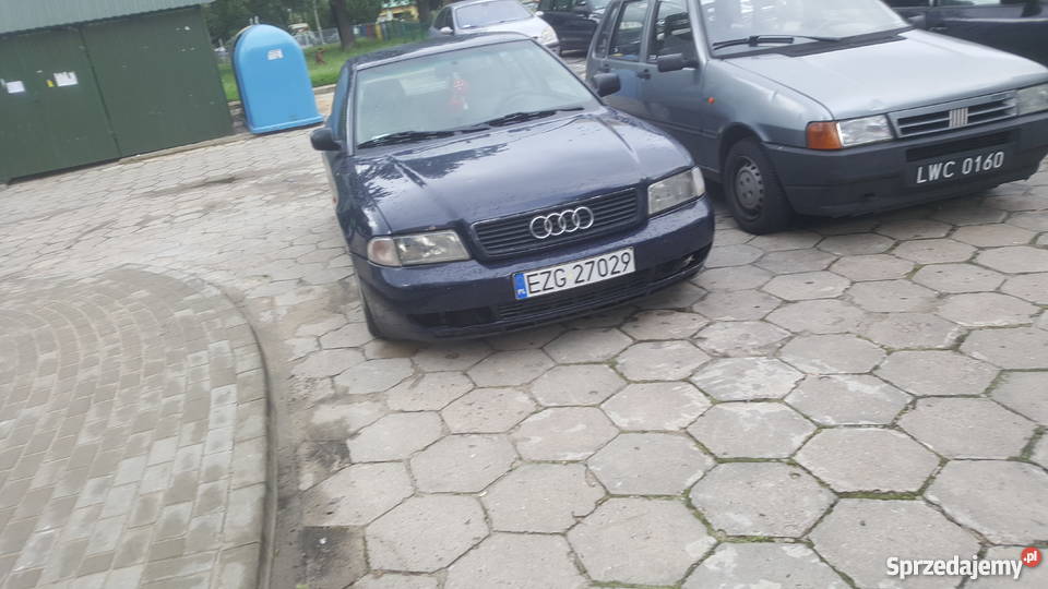 AUDI A4 B5 1995r CZYTAJ OPIS CENAA 2000 nieuszkodzony łódzkie