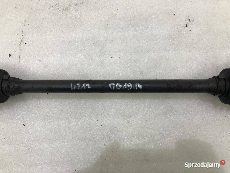 PÓŁOŚ PRAWY TYŁ MERCEDES W212 22 osobowe Półosie