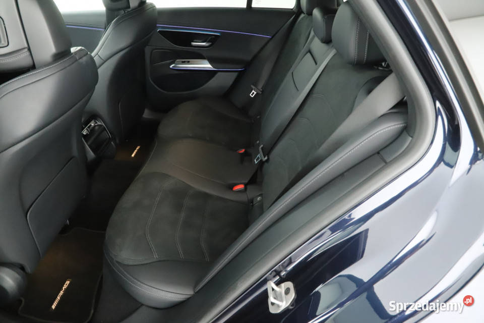 Mercedes E E 220 d 4MATIC asystent pasa ruchu Piaseczno