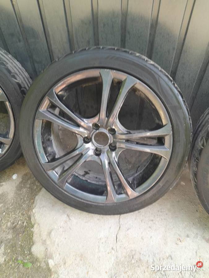 Sprzedam felgi z oponami letnimi 17 do wv polo Samochodowe
