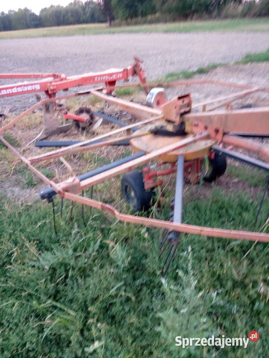 Zgrabiarka przewracarka wał owijarka nieuszkodzony Żółkiewka-Osada
