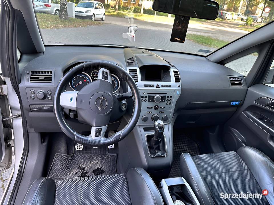 Opel Zafira OPC 7 osobowa 20T 260 LPG Recaro Sosnowiec