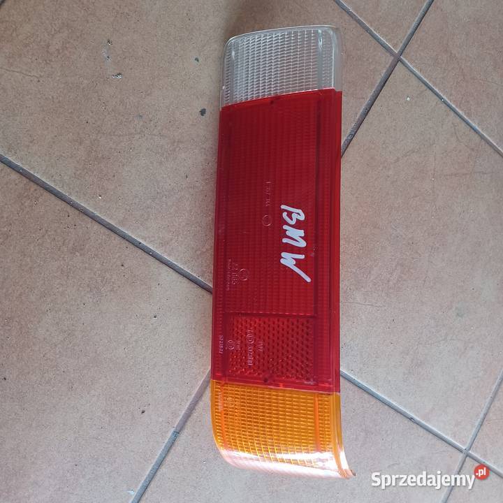 BMW 3 E21 Lampa Tyl Prawy Klosz 1357344 osobowe Pozostałe Rakoniewice