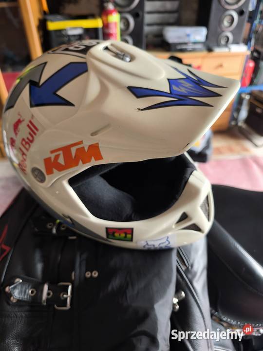 Kask enduro s Kaski