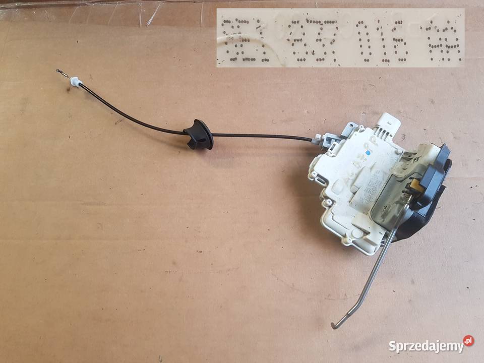 Audi A4 B7 zamek zatrzask drzwi przód 7 pin Zamki, wkładki i kluczyki Legnica