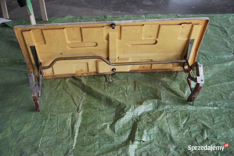 KLAPA BAKISTY CHATEAU LACAR 2000