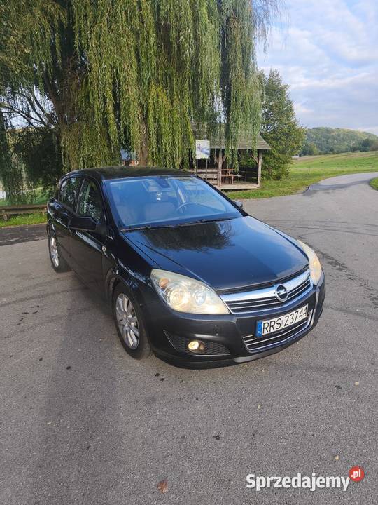 Opel Astra H podkarpackie Dąbrówka Starzeńska