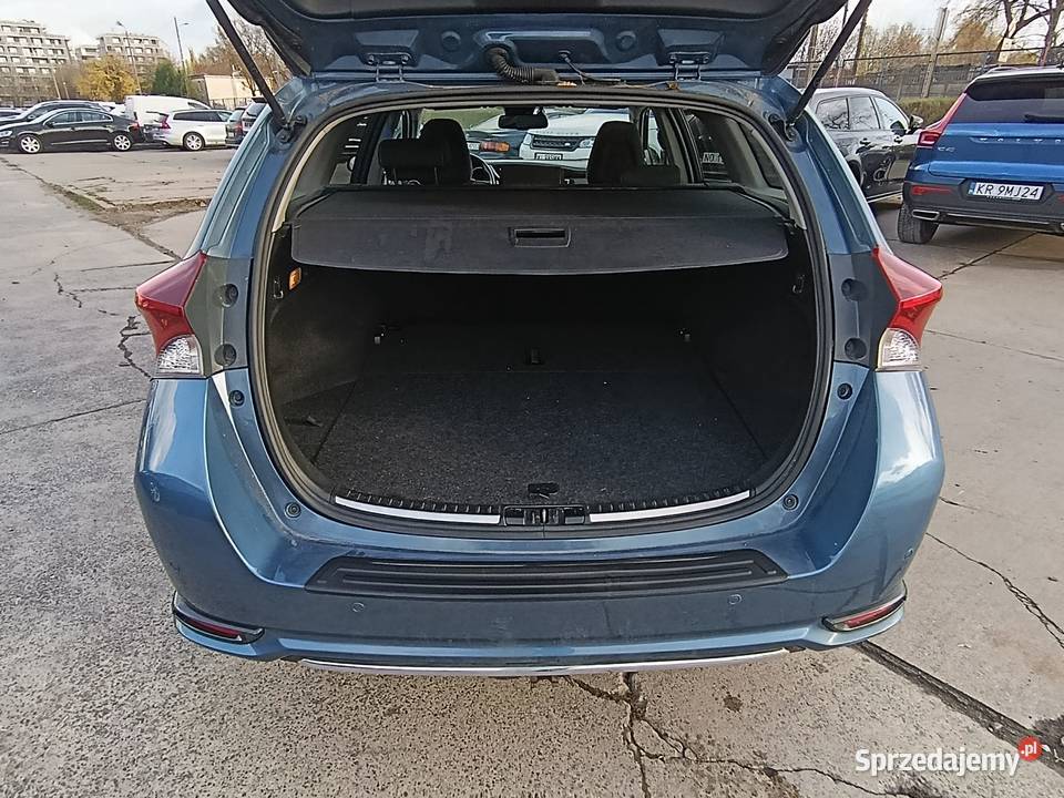 Touring Sports Facelifting 18 Hybrid 136