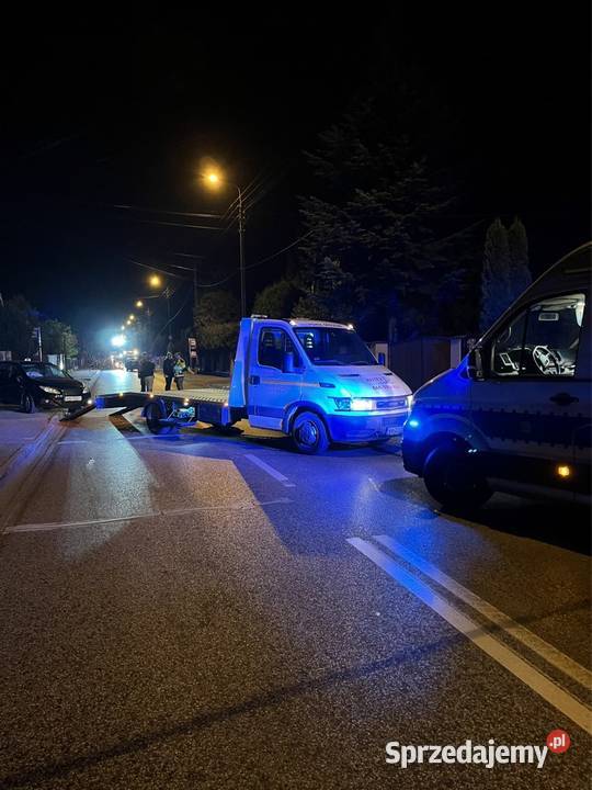 pomoc drogowa auto laweta transport maszyn Kołbiel
