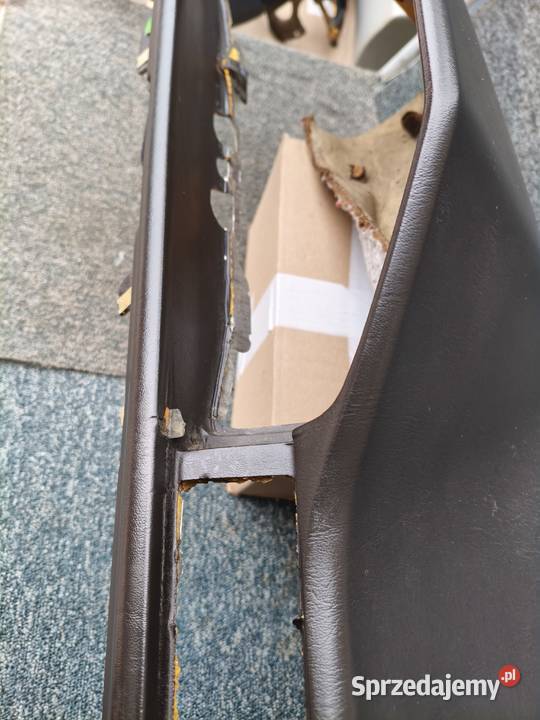 Mercedes W124 deska rozdzielcza bez drewna Deski rozdzielcze, konsole Skarżysko-Kamienna sprzedam