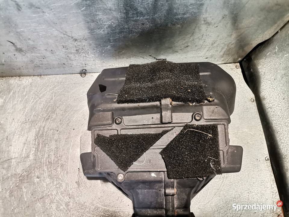 TRIUMPH SPEED FOUR 600 OBUDOWA FILTRA POWIETRZA Nowy Sącz sprzedam