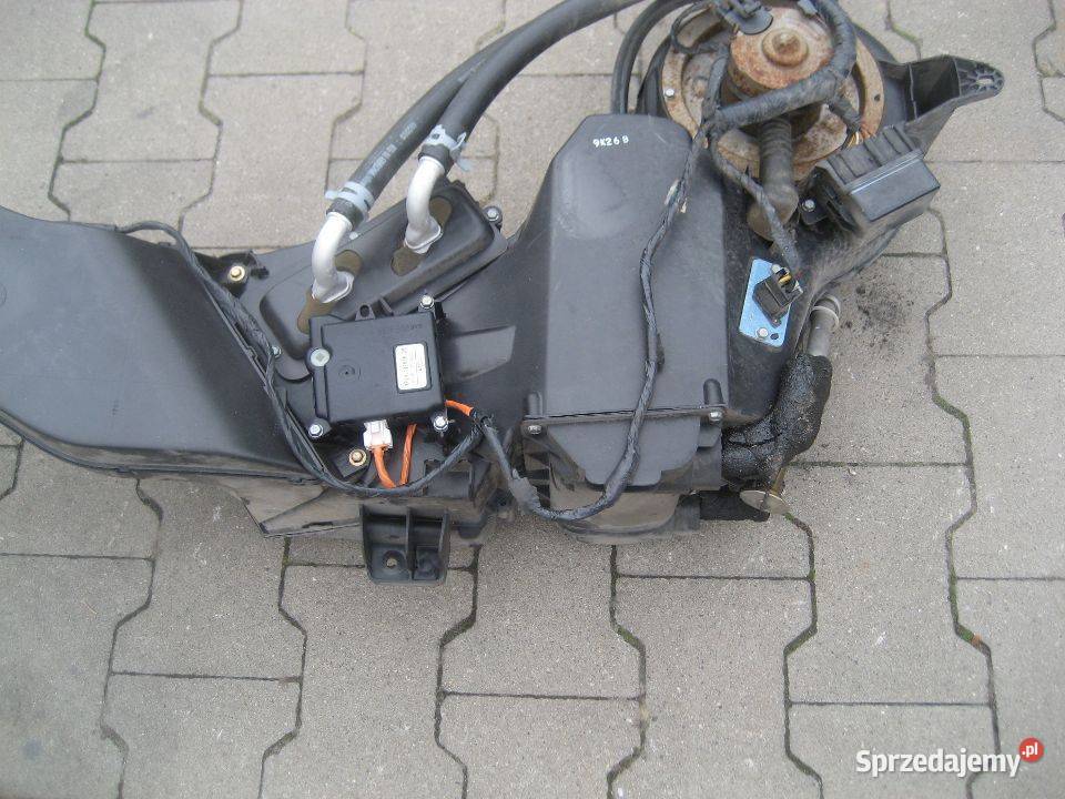 ford windstar 9903r nagrzewnica tylna tył Karoseria
