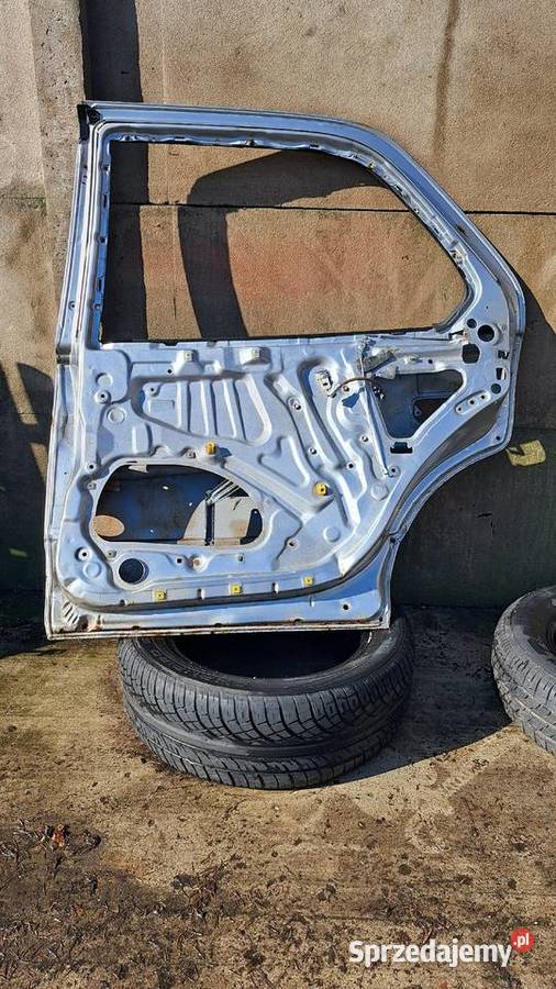 Drzwi prawy tył lexus ls400 ucf20 osobowe śląskie Częstochowa