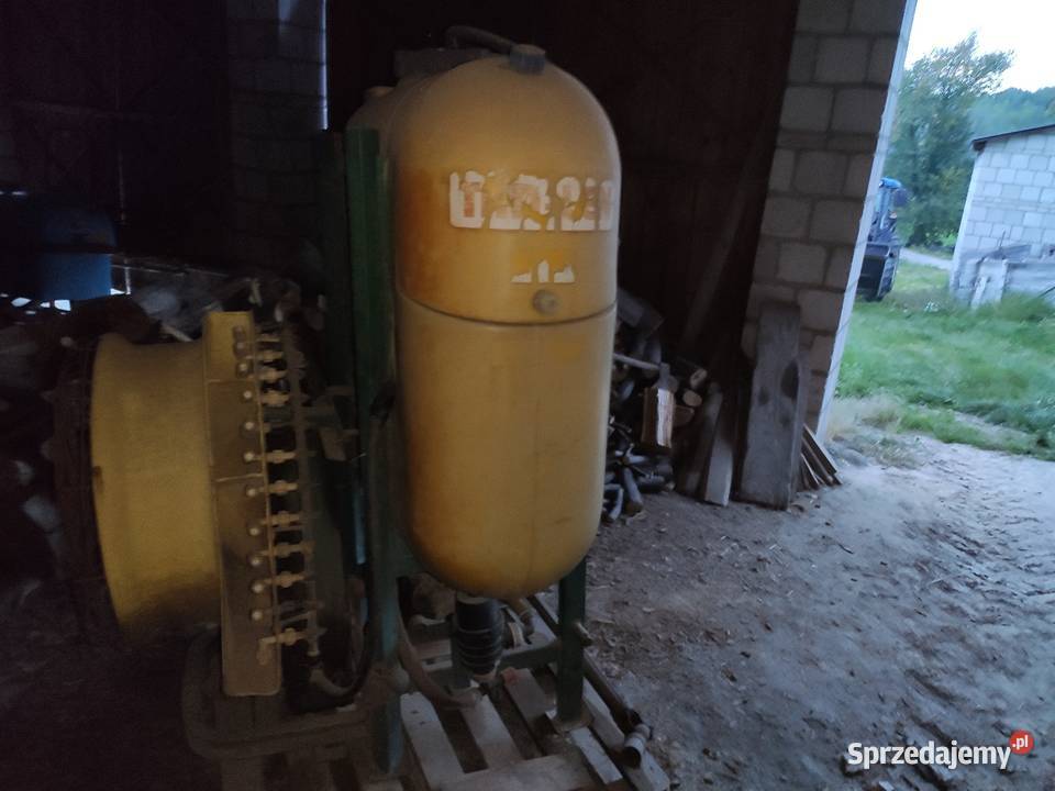 Opryskiwacz sadowniczy 400l TADLEN Zawieszane Zagrody