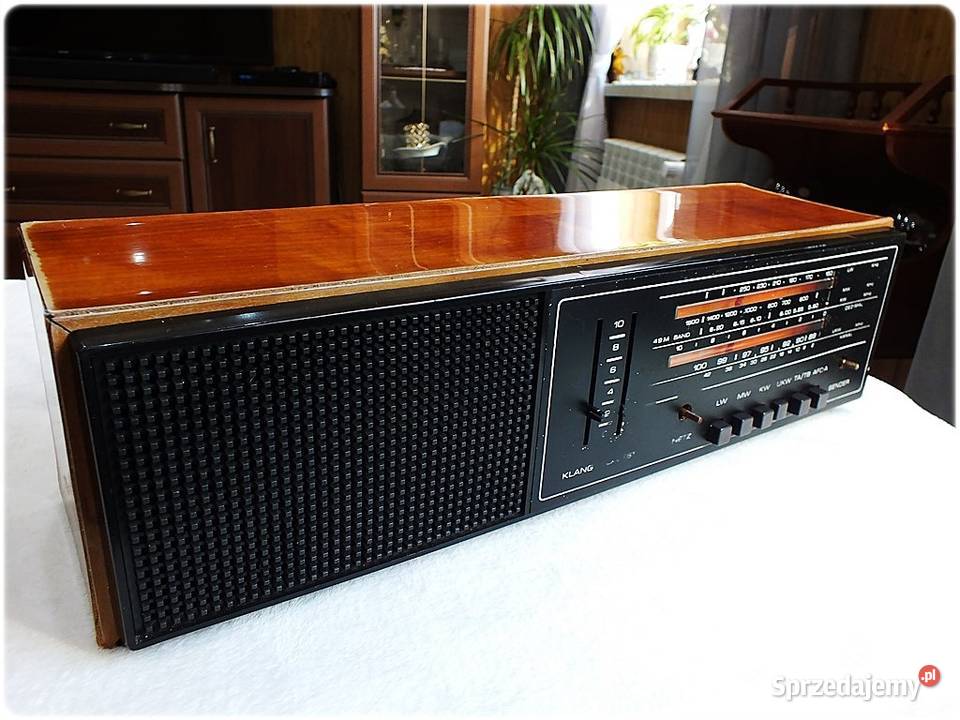 Stare Radio SENDER Prominent 203 Zabytek z lat Żary