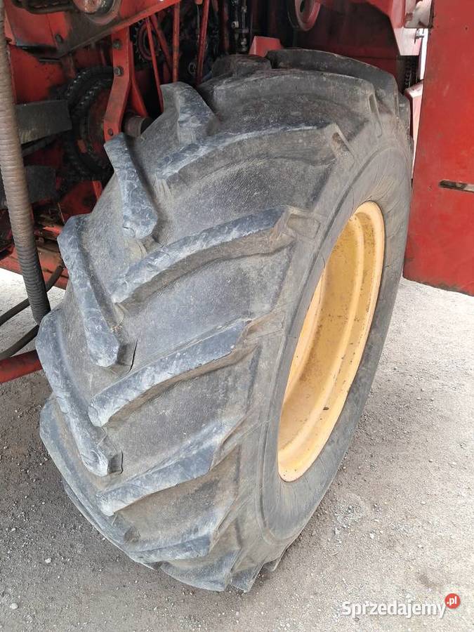 Kombajn zbożowy Massey Ferguson 520 w oryginale Massey Ferguson Radom
