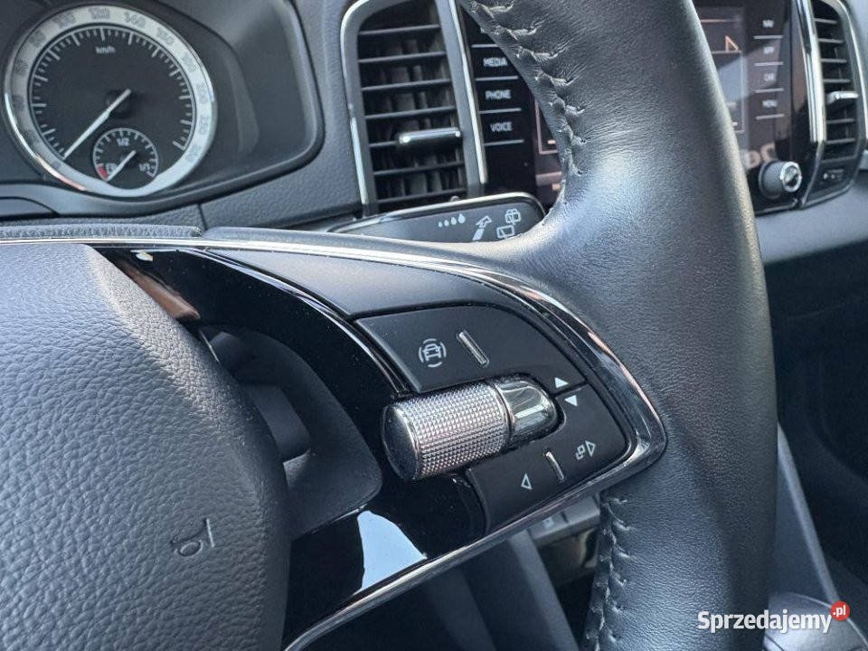 Skoda Karoq 2021r FV23 Carplay Podgrz Fotele Rok produkcji 2021 Karoq Warszawa