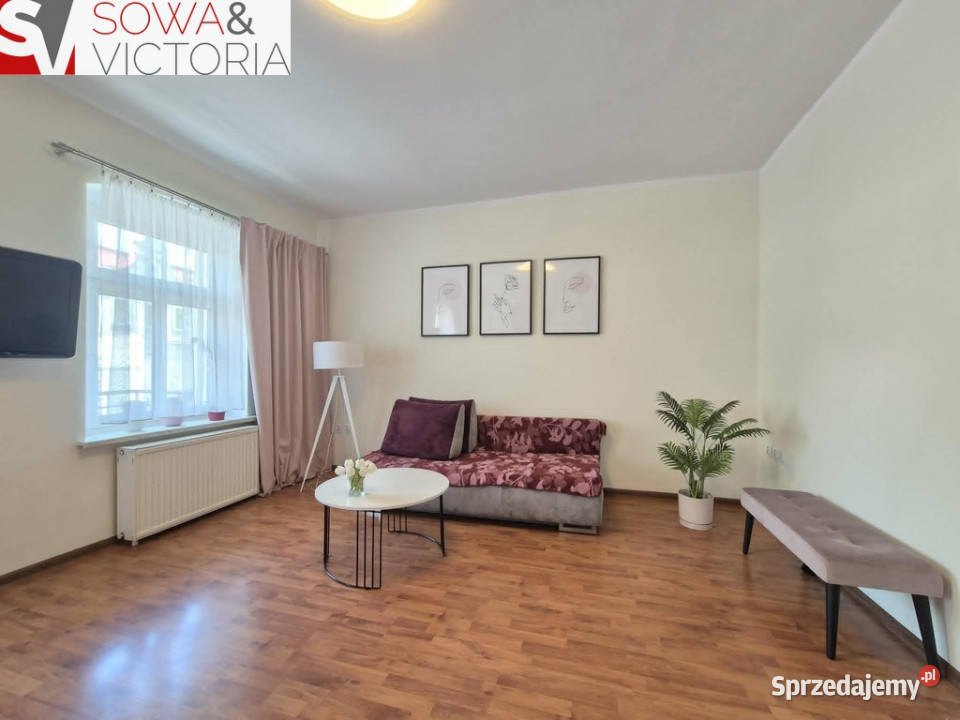Duże mieszkanie w sąsiedztwie Parku Zdrojowego Szczawno-Zdrój