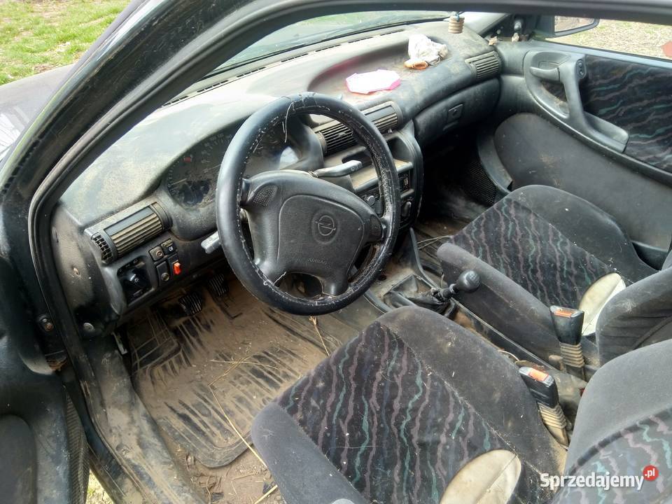 OPEL ASTRA F całą na części Skalbmierz