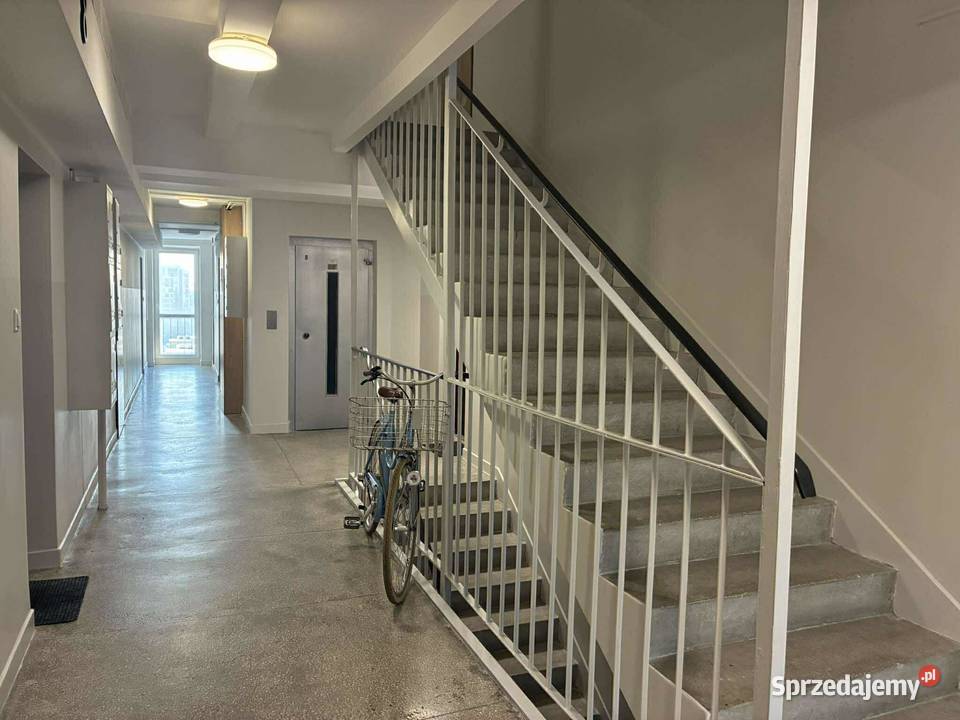 Kawalerka z możliwością podziału na 2 pokoje Warszawa