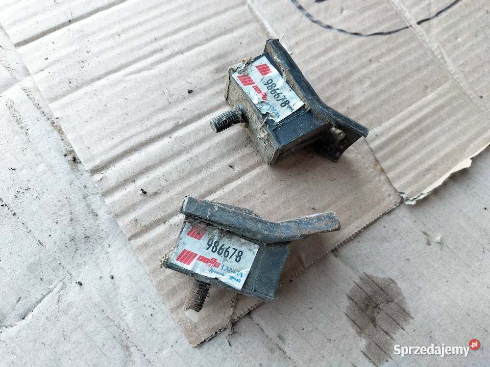 FIAT 126P MALUCH Poduszka skrzyni biegów osobowe