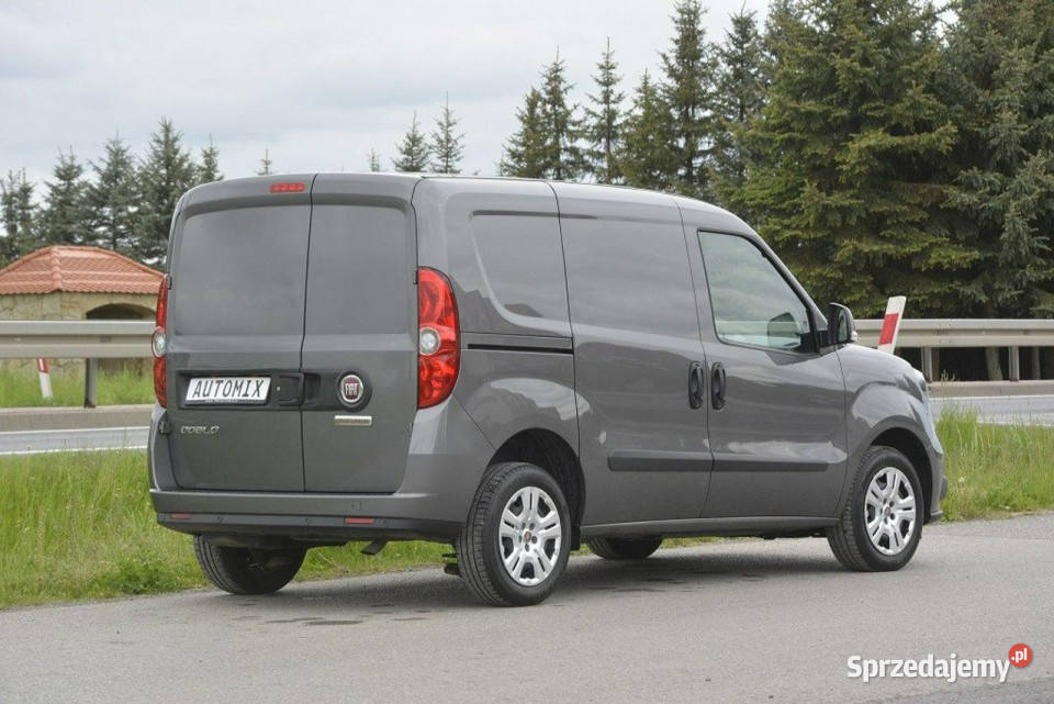 Fiat Doblo 16 MJ nawigacja bezwypadkowy stan komputer pokładowy Sędziszów Małopolski