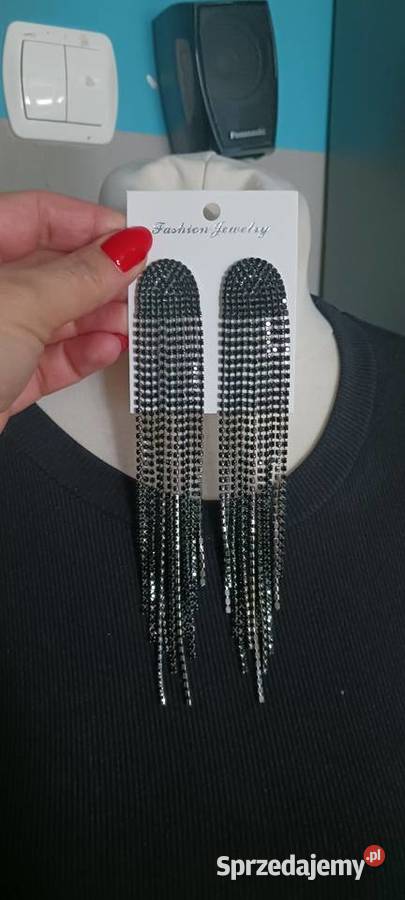 Kolczyki czarne kujawsko-pomorskie Ostrowąs