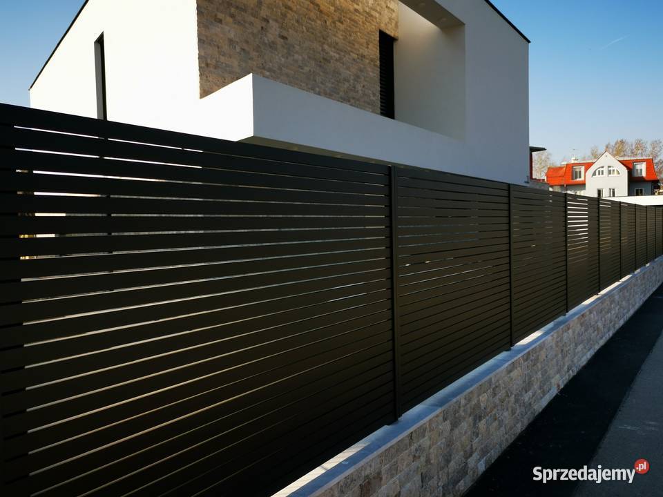 Nowoczesne ogrodzenie aluminiowe ALUBRAM małopolskie Nowy Sącz