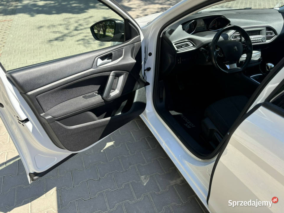 Peugeot 308 Niski przebieg T9 20142021 Zarejestrowany w Polsce Poznań