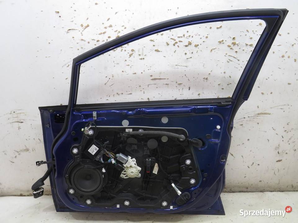 DRZWI PRAWY PRZÓD 2H FORD FIESTA MK8 lubelskie