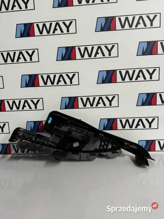BMW F40 MOCOWANIE TYLNEJ PÓŁKI PRAWE 7448228