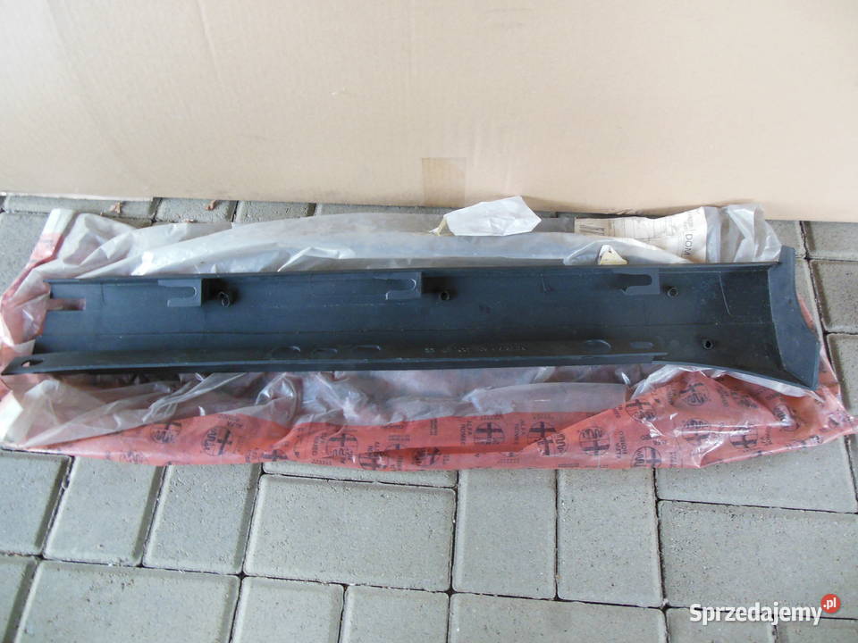 60547952 Alfa Romeo 33 Osłona progów tylna prawa osobowe śląskie Kozy