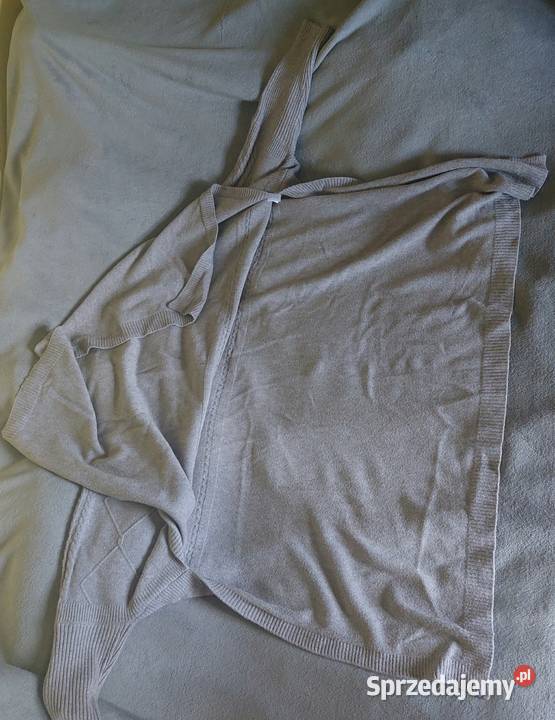 Sweter szary pelerynka