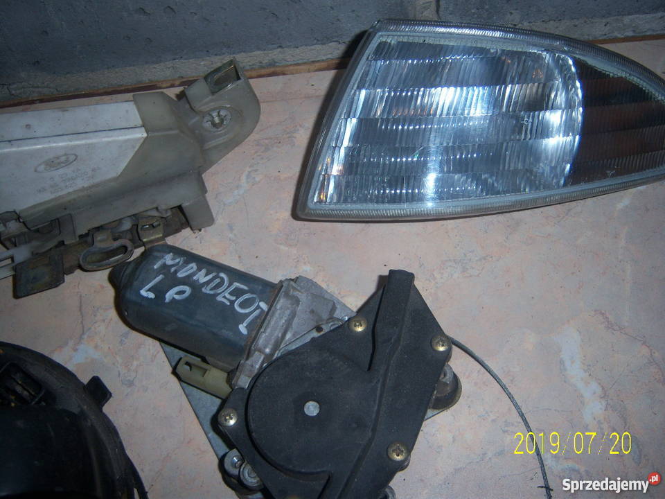 Ford mondeo MK 1 części różne halogeny kierunki Kielce