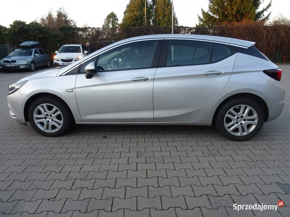 Opel Astra 14 150 salon Polska Automat K srebrny