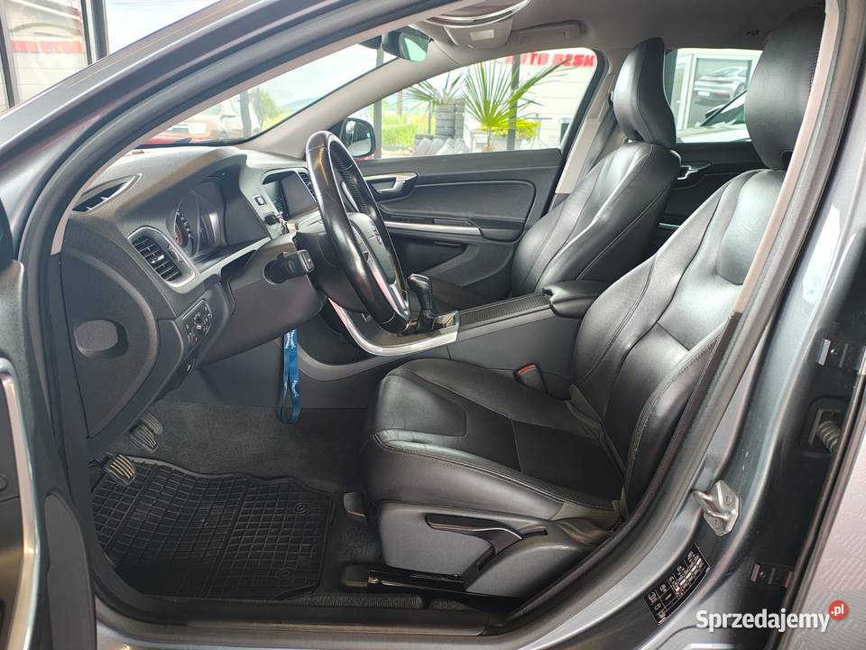 Volvo V60 Zarejestrowane Zadbane 2015r 20 Diesel manualna Zarszyn