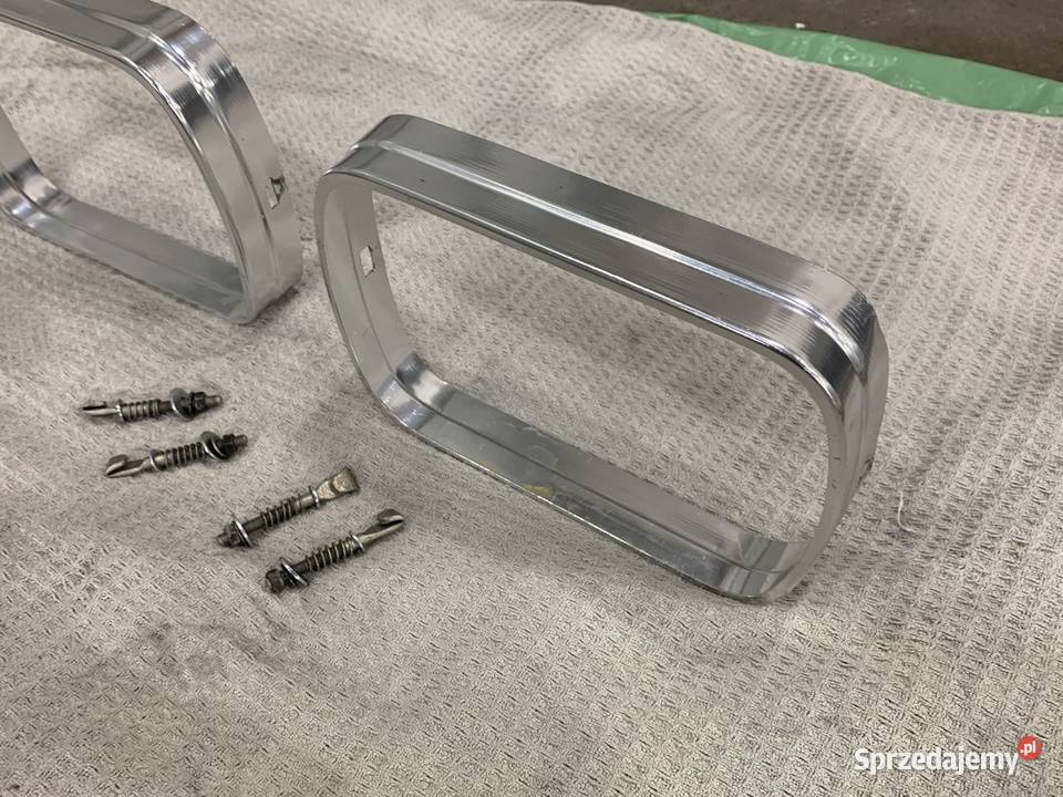 Chrom ramki lamp Fiat 126p aluminiowe oryginalne środek Kraków