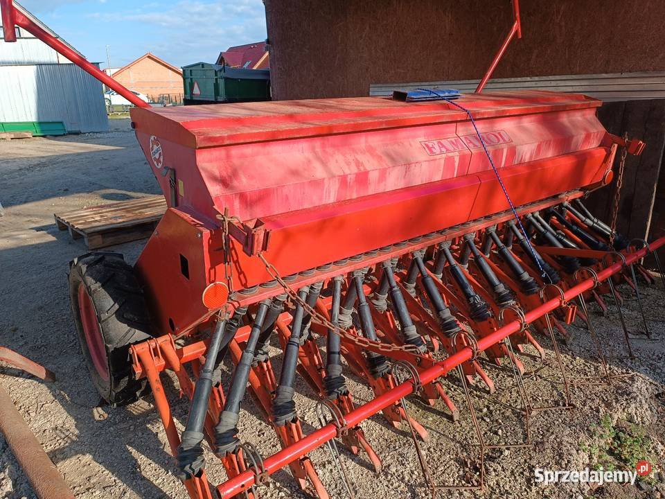 Siewnik zbożowy Famarol 3m Smolec