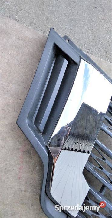 NISSAN NV400 NV 400 LIFT GRILL ATRAPA