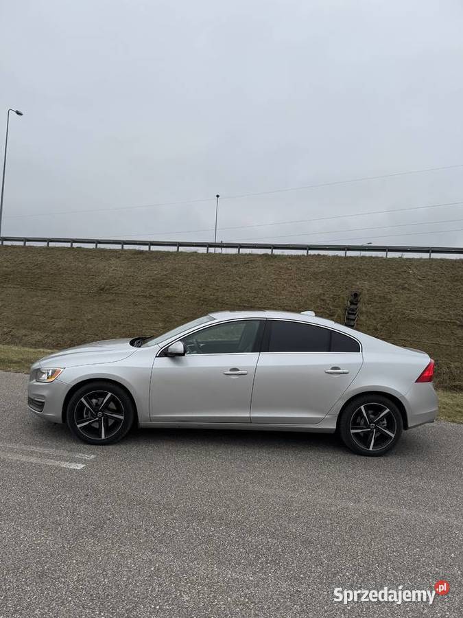 Volvo s60 20 T5 AWD Inscription 2000cm3 mazowieckie Serock