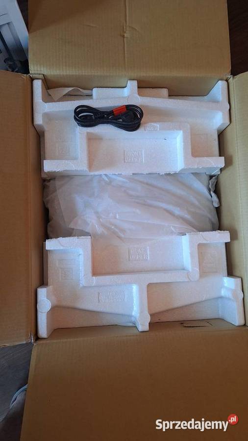 Sprzedam nowy projektor sony vw100 podlaskie