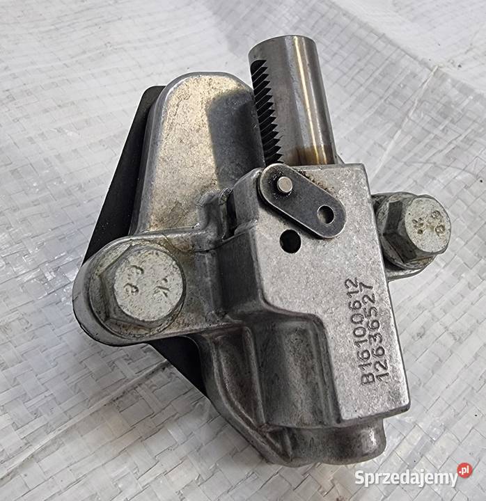 Napinacz łańcucha OPEL Astra K V 14T 12636527