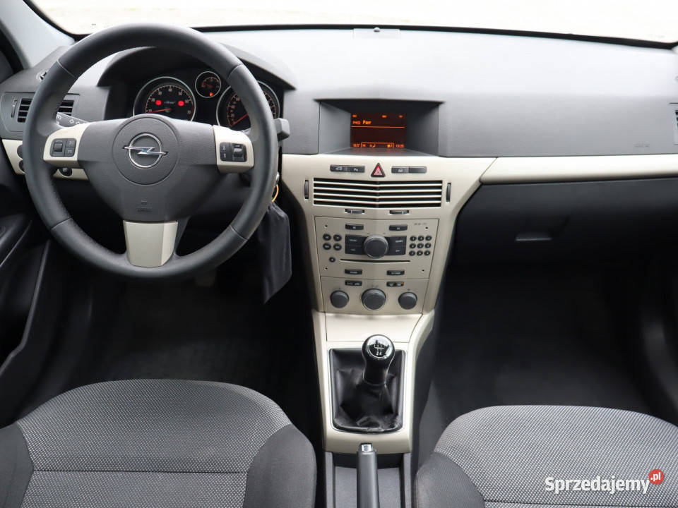 Opel Astra 16 16V Rok produkcji 2008 Katowice