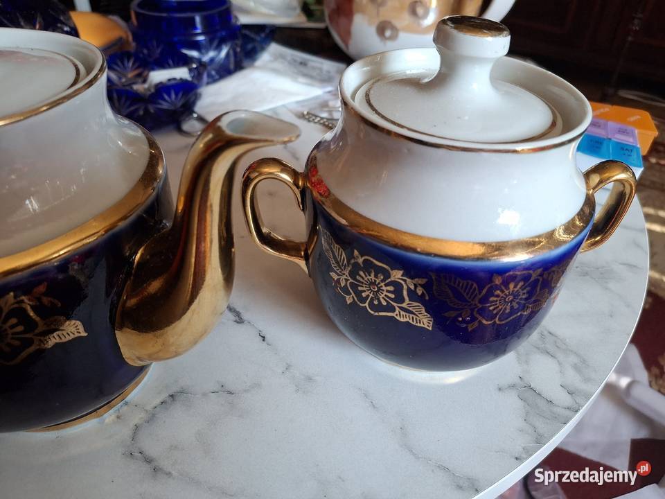 Dzbnek I cukiernica porcelana Kobalt biel i Warszawa