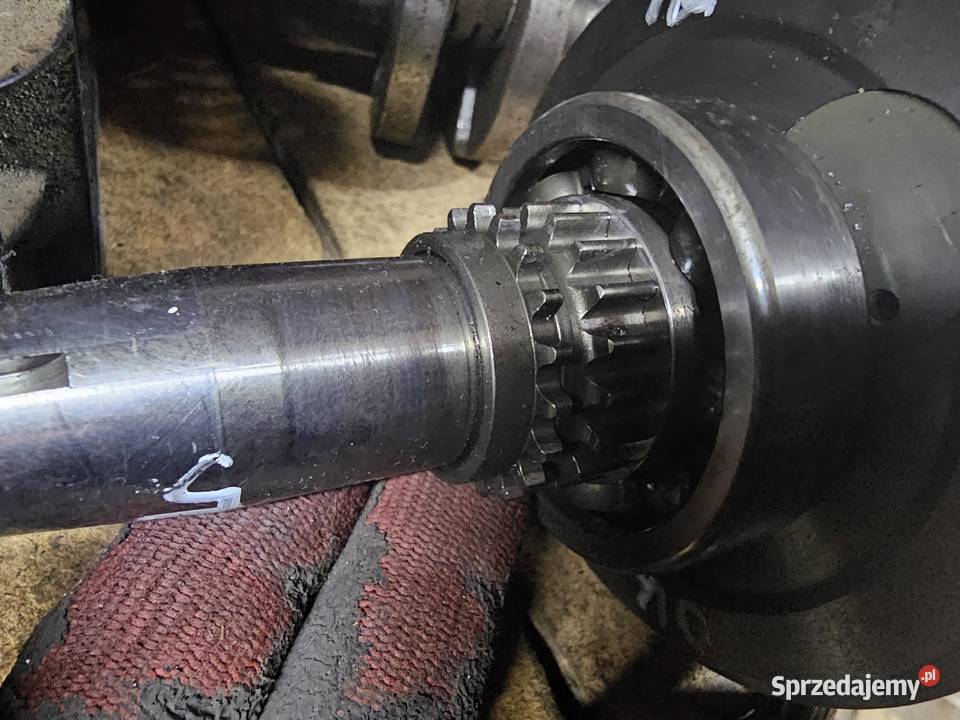 Yamaha YZF 125 wał korbowy korba korbowód YZF125 Jelenia Góra